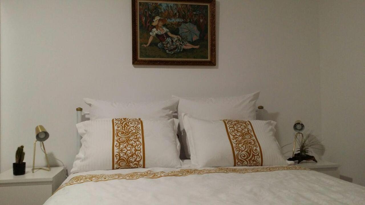 Rooms In Central Atena Exterior foto